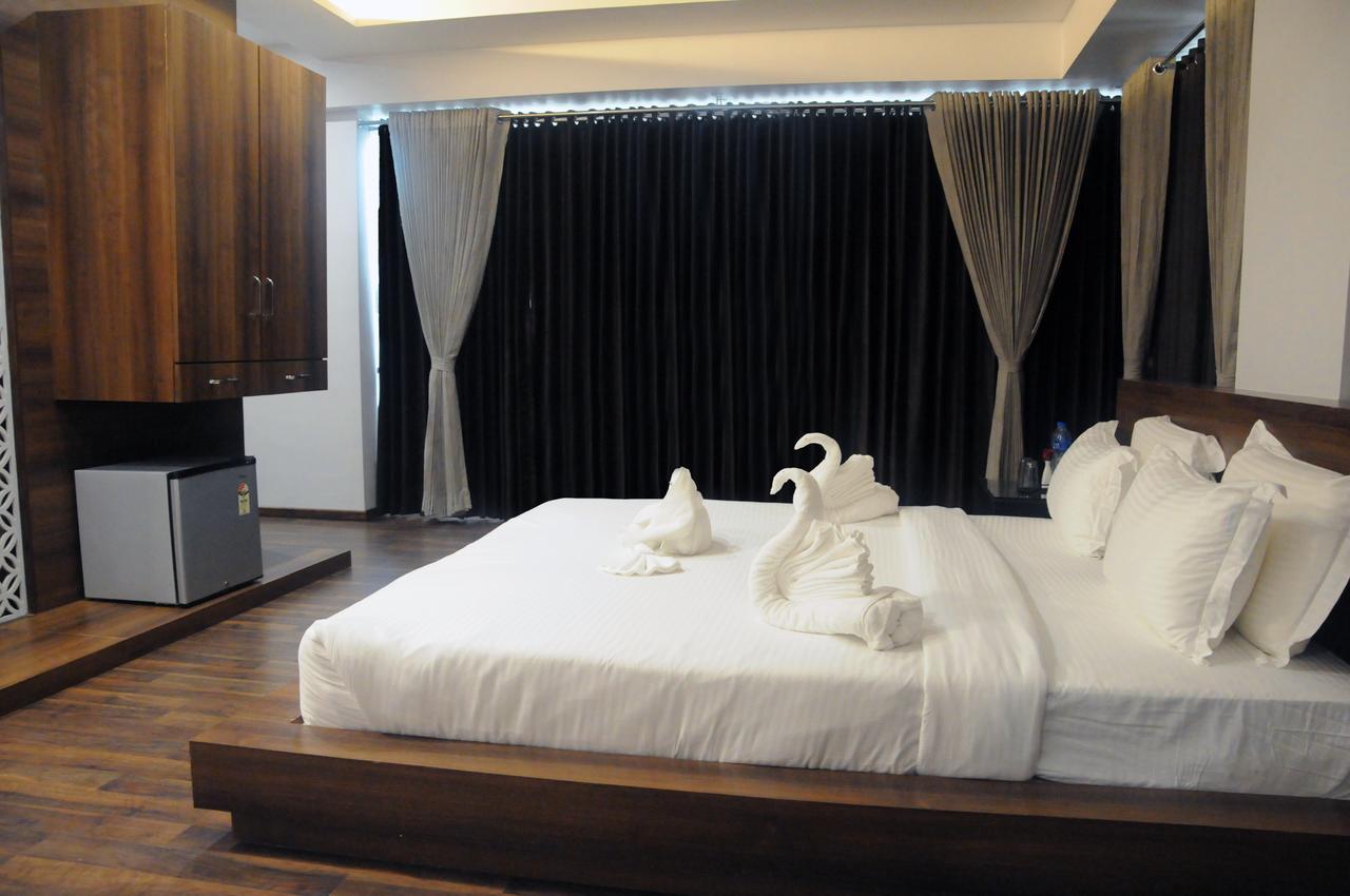 Hotel 3 Leaves Kolhapur Luaran gambar