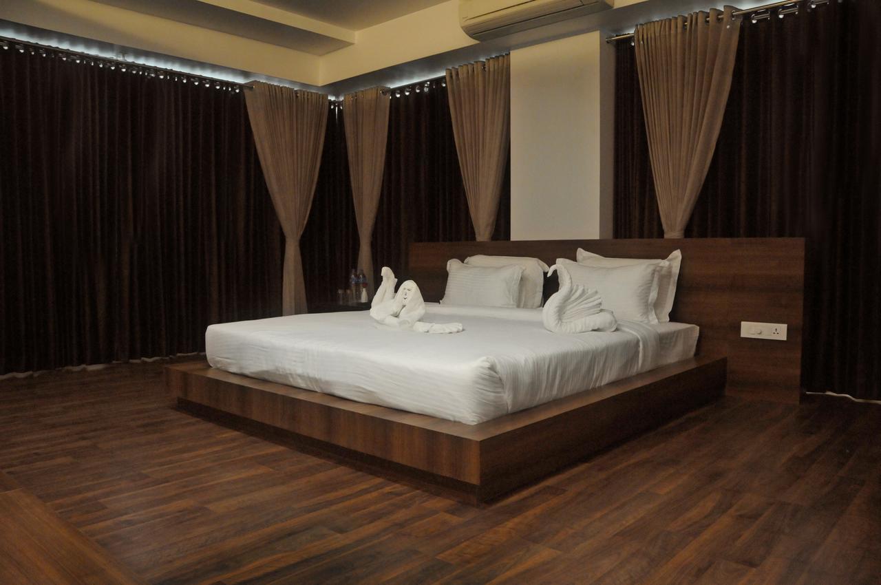 Hotel 3 Leaves Kolhapur Luaran gambar
